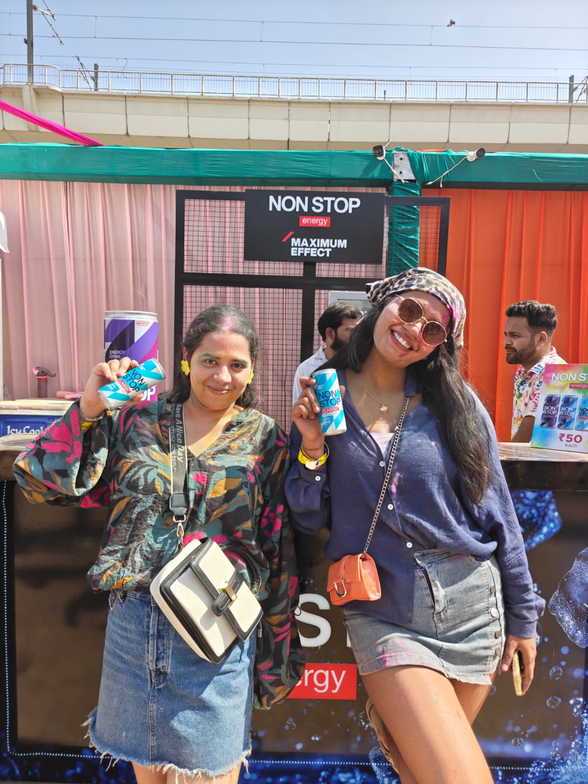 Non Stop Becomes Energy Partner of the Holi Festival in Delhi