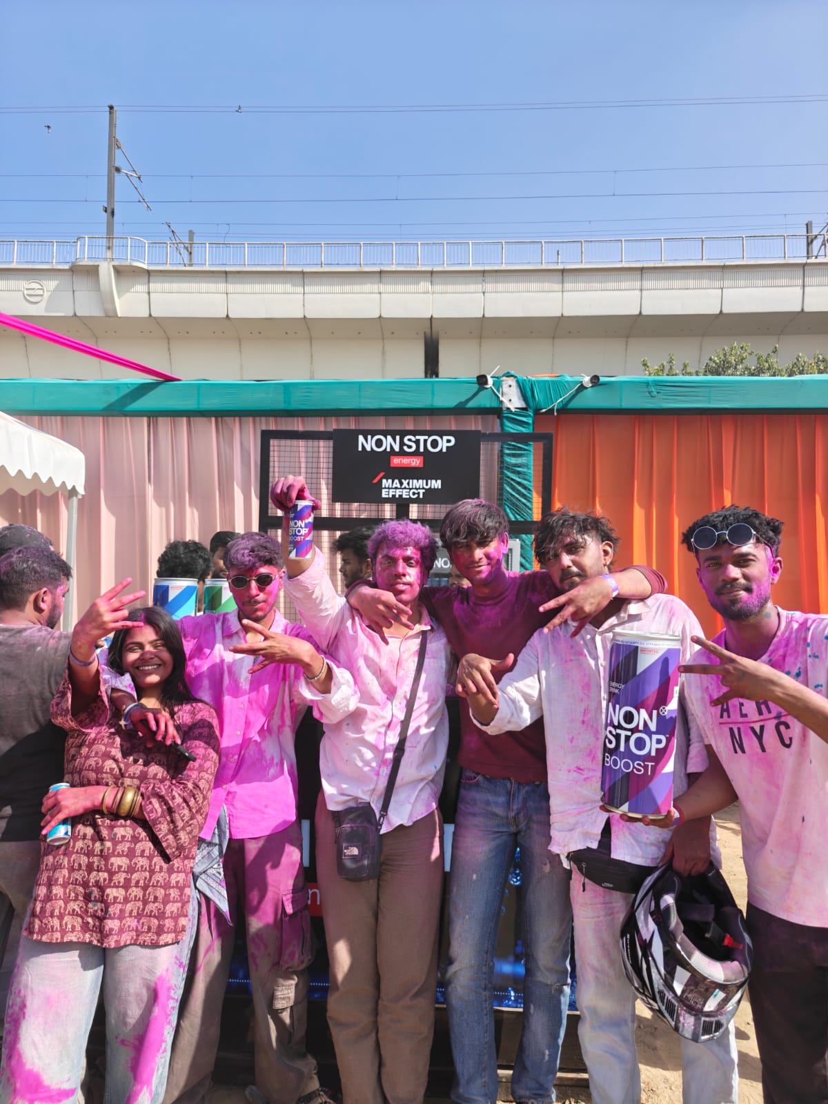 Non Stop Becomes Energy Partner of the Holi Festival in Delhi